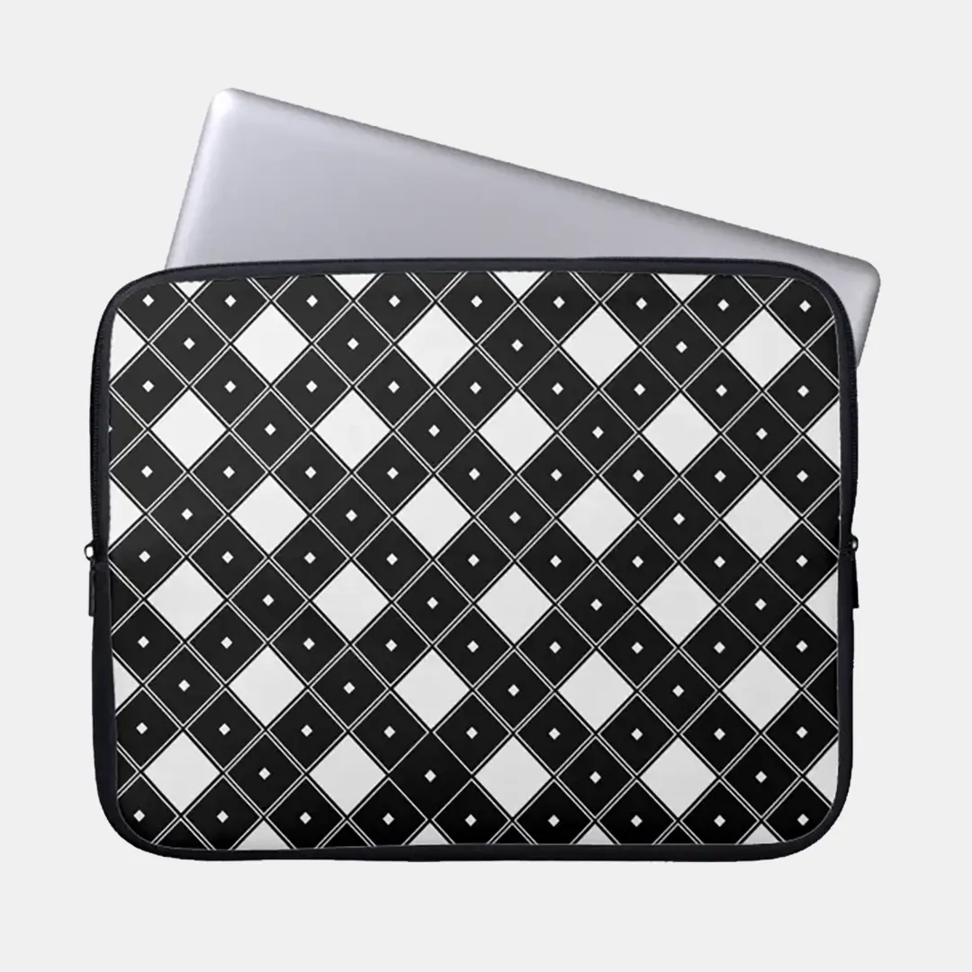 Vizons Design Black & White Diamond Pattern Laptop Sleeve